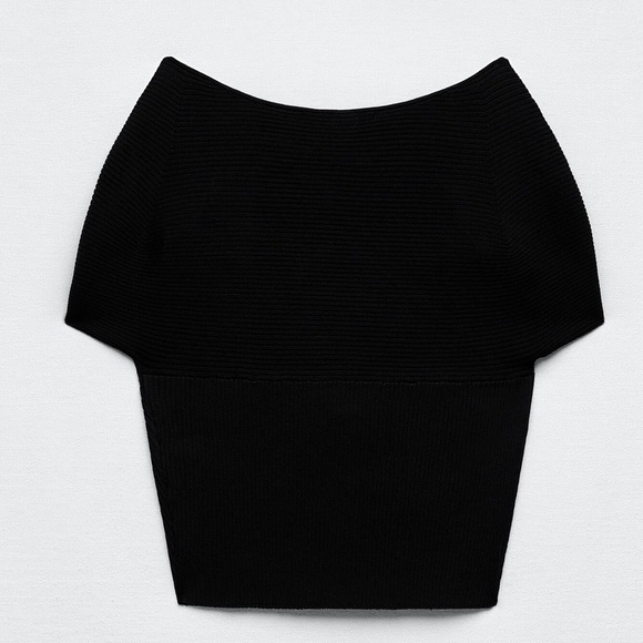 NWT Zara Black Knit Golden Brooch Top. Size L. - Picture 7 of 10
